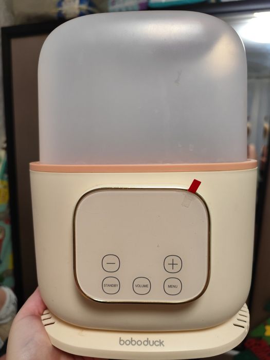 Стерилизатор и подогреватель для бутылочек.