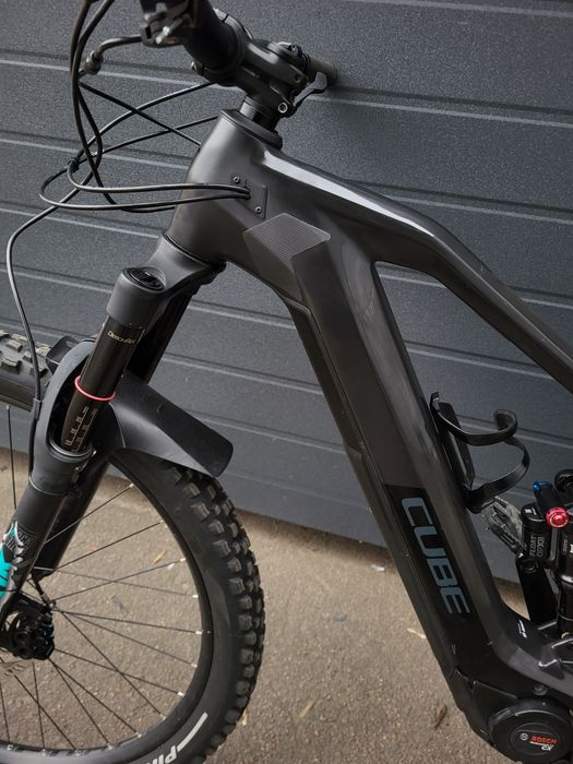 Електровелосипед двухпідвіс Cube Stereo Race  карбоновий