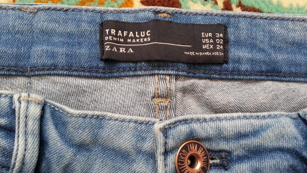 spodnie damskie jeansy Zara i River Island, rozm. XS, kilka modeli