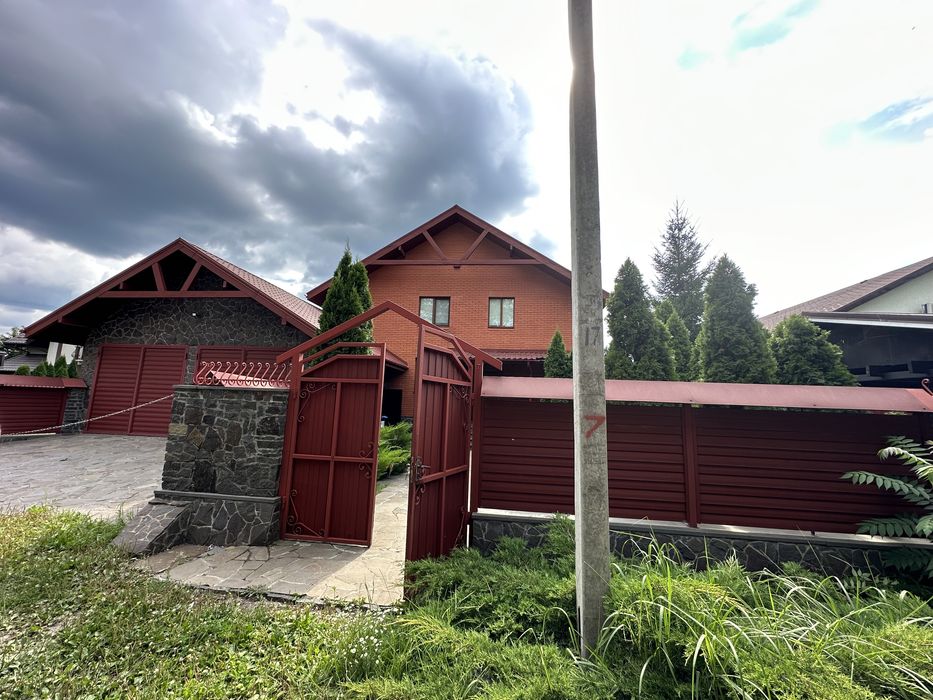 Будинок у Ворзелі