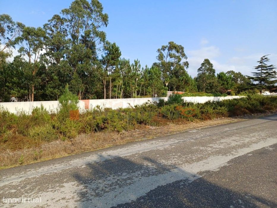 Terreno de 2100m2 com fácil acesso à Zona Industrial das Caldas da ...
