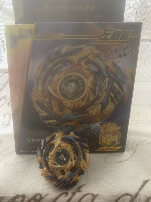 Продаю Бейблейд Фафнір Ф2