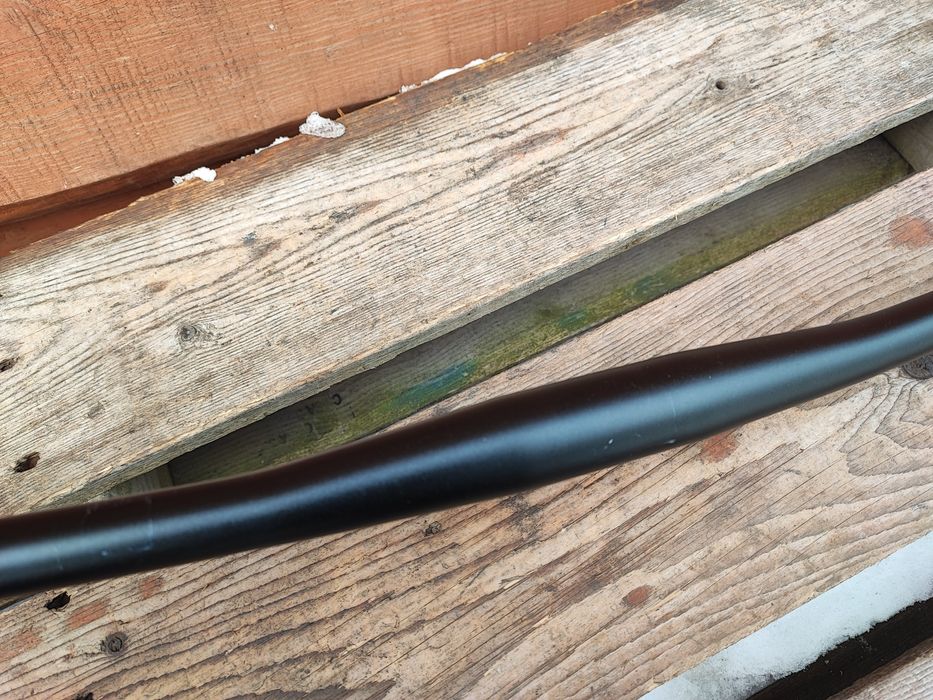 Kierownica rowerowa alumniowa 31.8/660mm