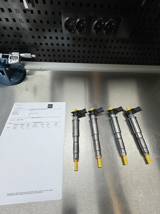 Форсунка Рено Трафік 2.0 дці 0445115007,0445115084,0445115022 Віваро