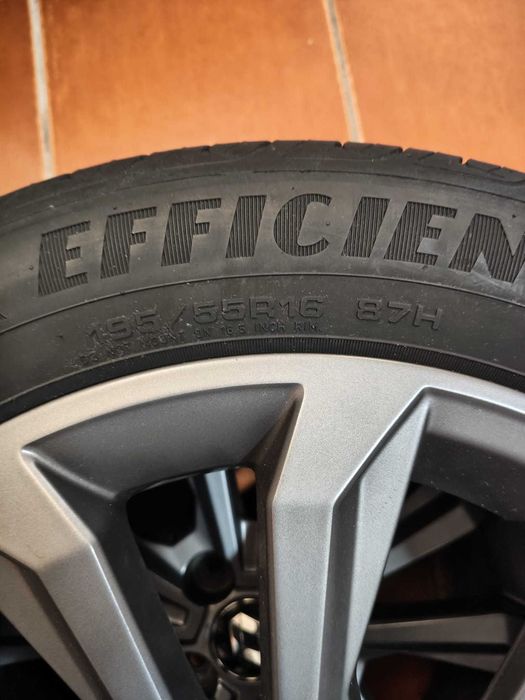 Jantes Renault Clio V – R16 4x100 + Pneus Goodyear