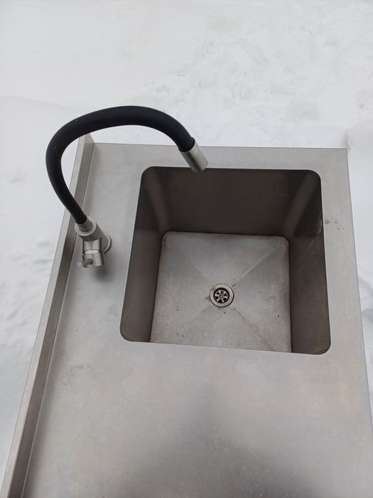 Столи з нержавійки