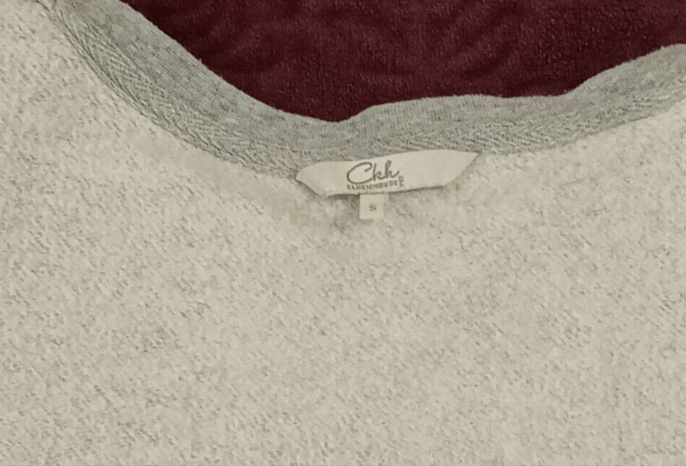 Жіноча сіра кофта S