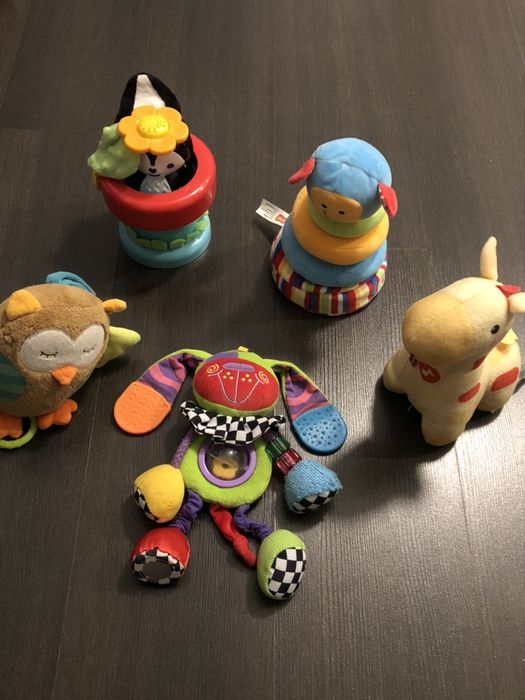 Zabawki 6-24 miesiące