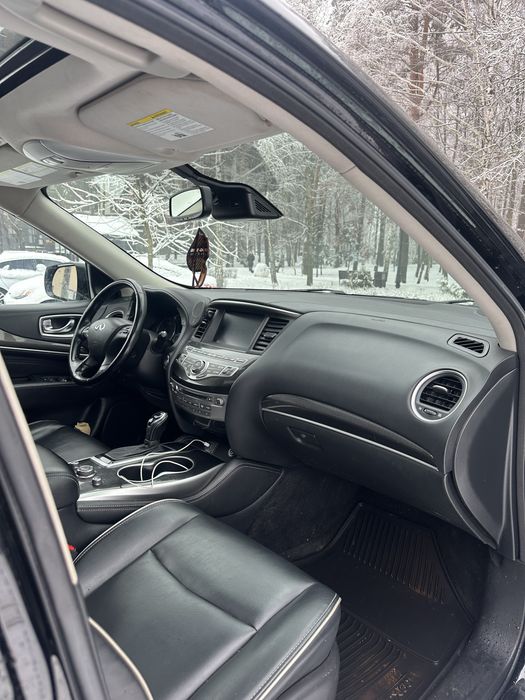 Infiniti QX60 2019 рік