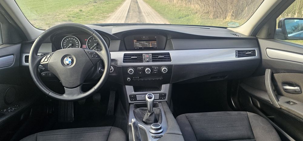 Bmw  e60 2007r 523i