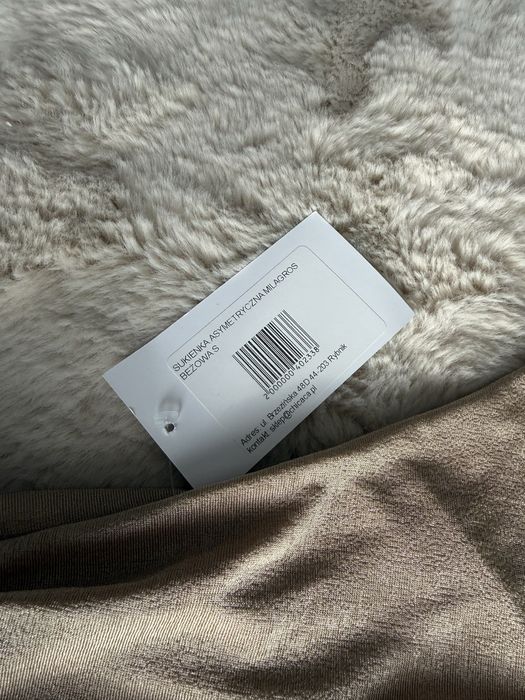 Piekna zlota sukienka nowa S
