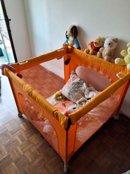Berço, parque, aranha, espreguiçadeira, cadeira refeição