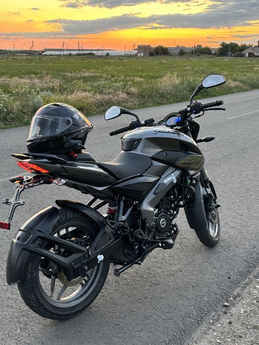 Bajaj pilsar ns200