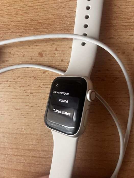Apple Watch SE 2 gen GPS + Cellular 40mm – Starlight