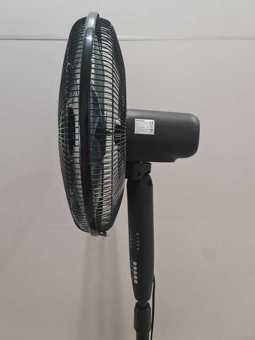 Ventoinha de Pé BECKEN BSF9071 (3 velocidades - Diâmetro: 40 cm)