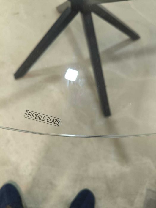 Mesa vidro com pé preto - Nova