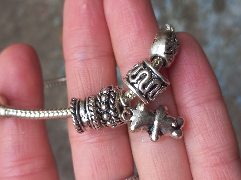 Елегантний браслет з посрібленням,з підвіскою мішки як пандора