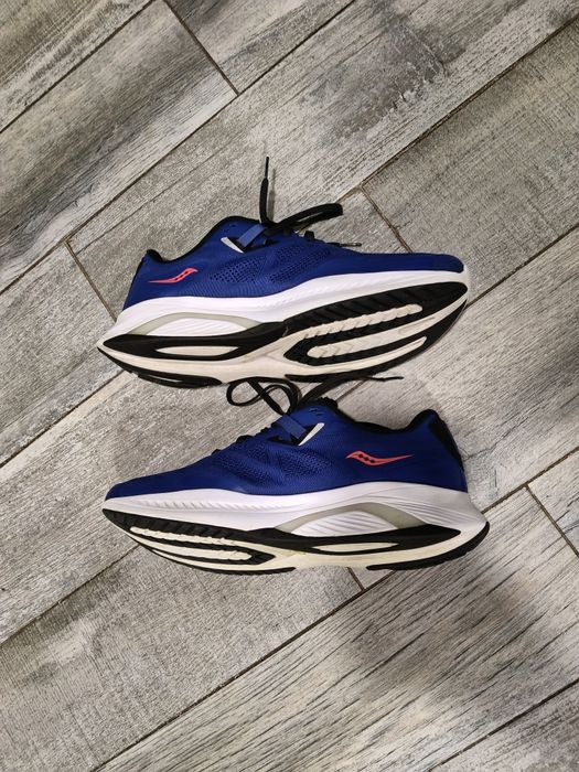 Saucony asics mizuno brooks для бега и города