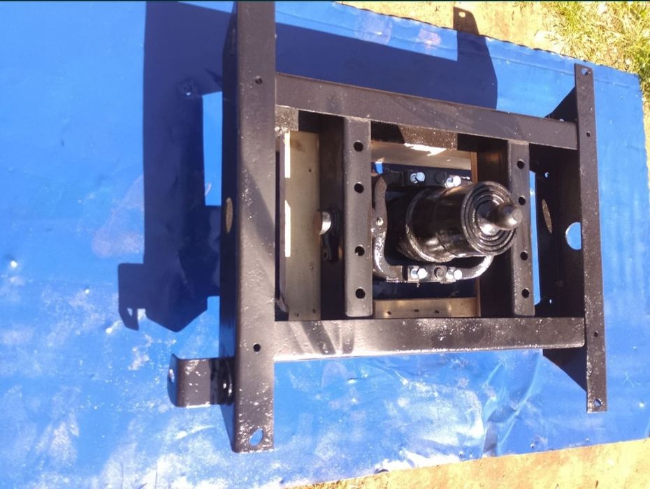 Циліндр Зіл 131 прицеп Газ53 гідроциліндр шток на саморобний трактор