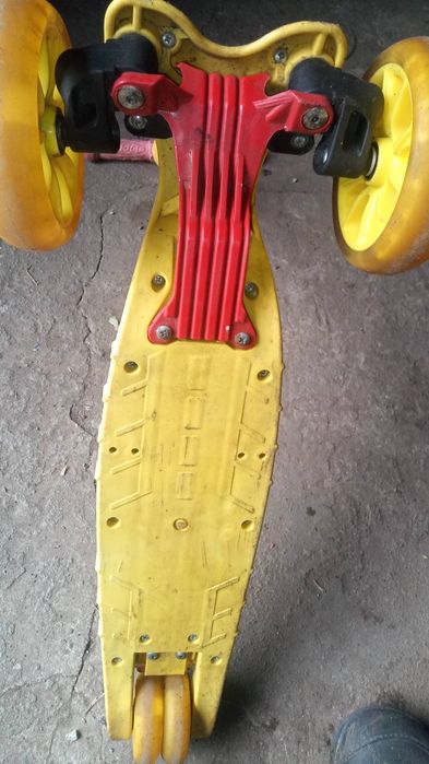 Продам самокат детский!!!