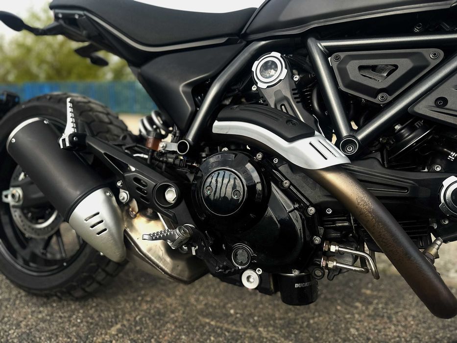 Ducati Scrambler Icon Dark 2025