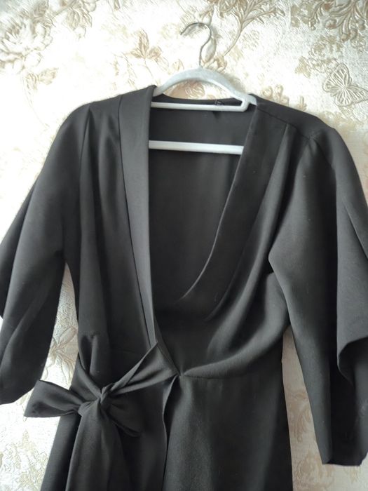 Сукня River Island із розрізом розмір М-Л