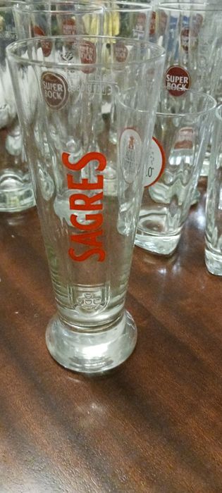 Loiças. Conjuntos de chávena de café chávena de meia de leite .copos