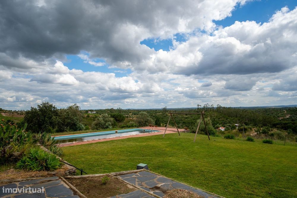 Quinta com Piscina | Venda | Alentejo