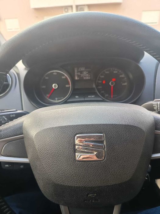 Seat Ibiza 1.2 TDI — photo 2