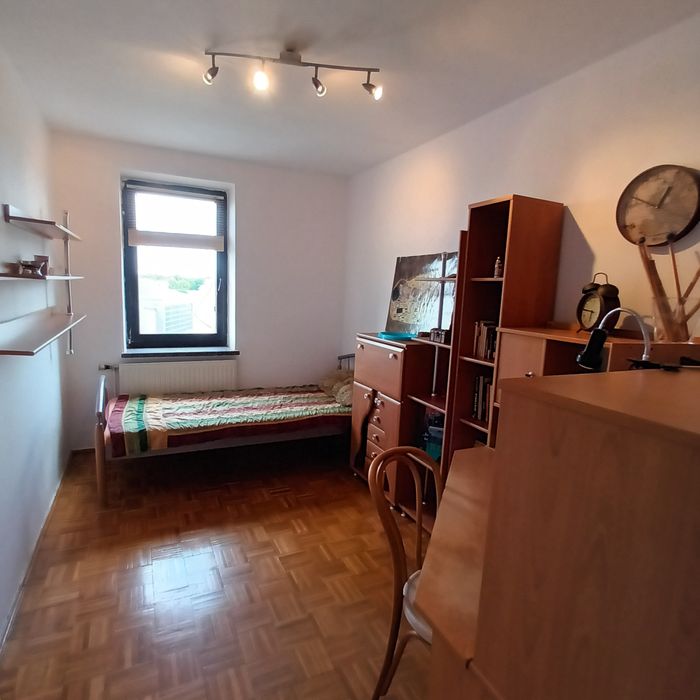 Pokoje dla  studentow,- dwa dostępne.  Nysa centrum.