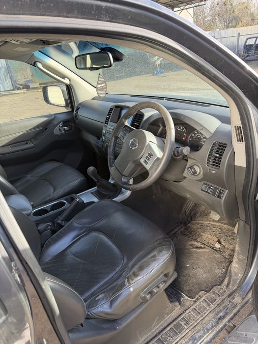 Nissan Navara  нисан навара