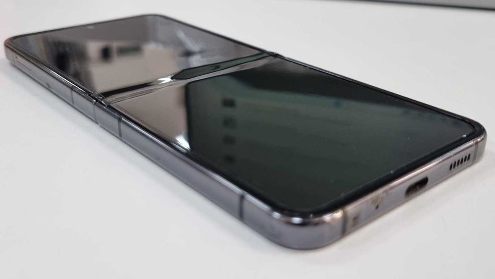 Sprzedam telefon samsung z flip5