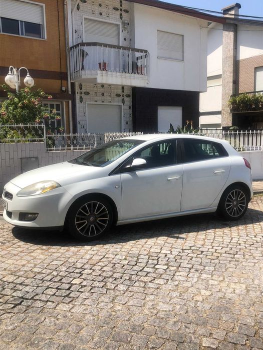 Fiat Bravo 2008 Gasolina– 163.109 km |Embraiagem Nova |Muito Estimado