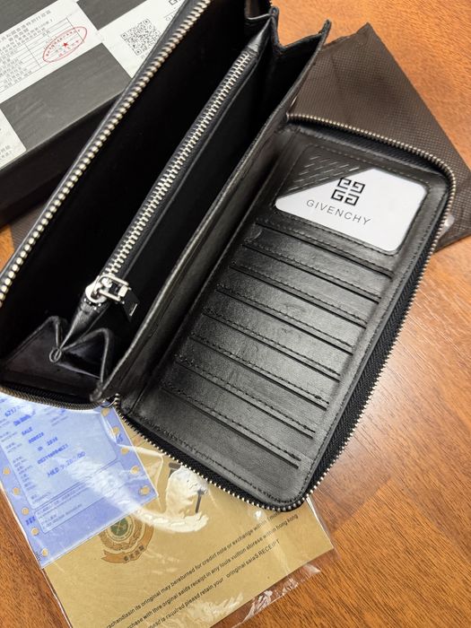Продаю новый мужской клатч GIVENCHY