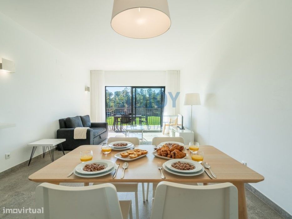 Apartamento T2 Localizado no Algarve Race Resort em Portimão — Monchique, Faro