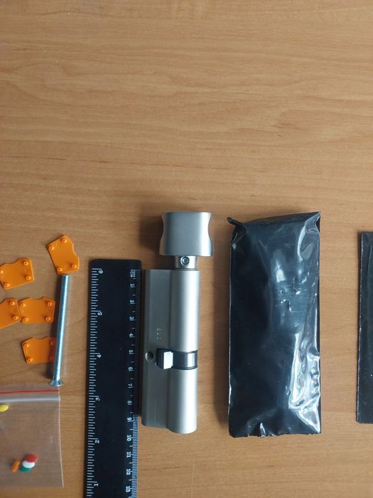 Циліндр mul-t-lock