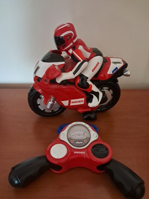 Mota telecomandada Chicco Ducatti