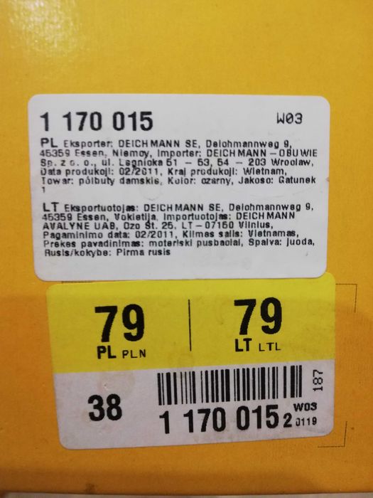 Czarne zamszowe półbuty na obcasie rozm. 38