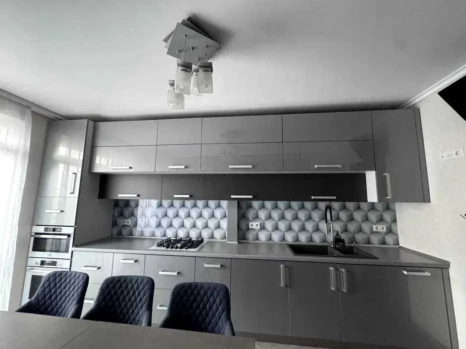 Продаж укомплектованої 2 кім.квартири з шикарним плануванням на Каскад