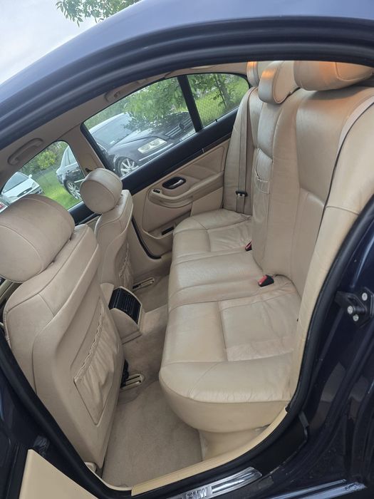 BMW E39 polift "skóry navi"