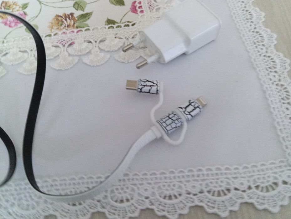 Kabelek ładujący do telefonów