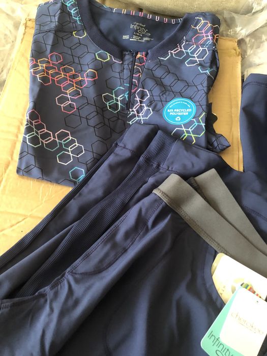 Комплекти медичні  , розміри від XXS до 5XL.