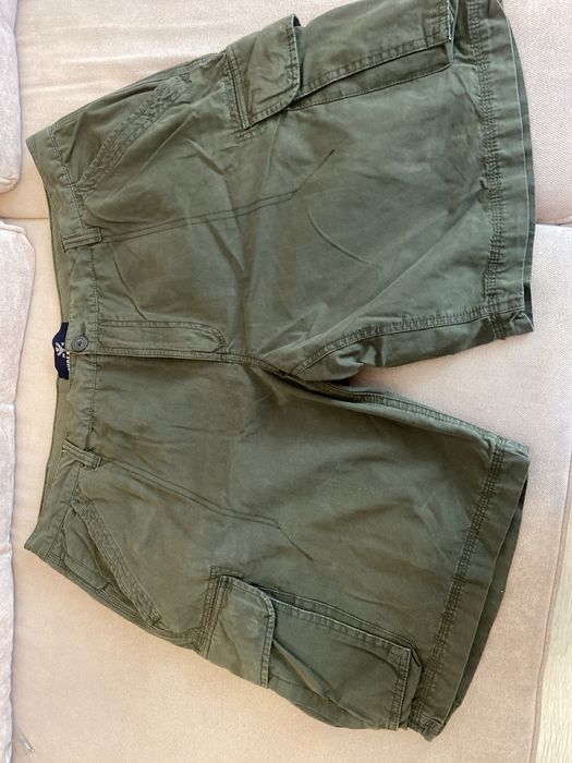 Spodnie krotkie Threadbare