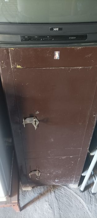 Продам сейф канцелярський