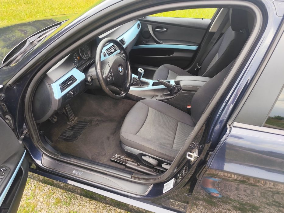 BMW E90 2.0 150KM
