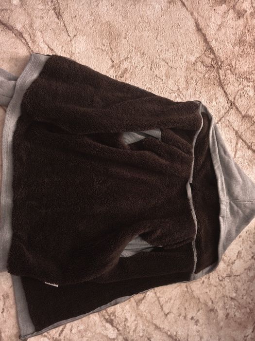 Продам Кофту на меху