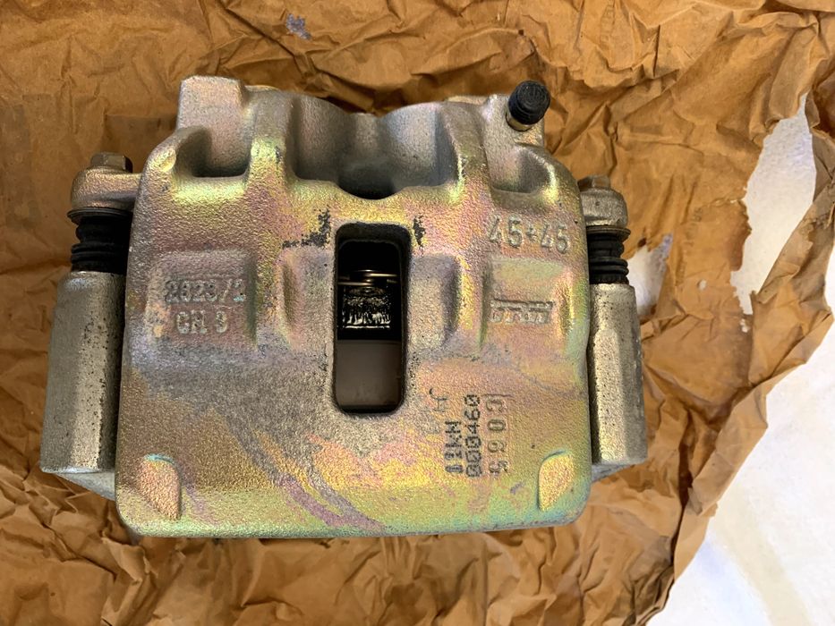 Discovery 2 98-04 Pinça de travão dianteira SEG000030 L/R Genuíno Novo