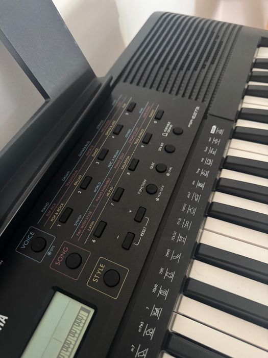 Piano Yamaha novo
