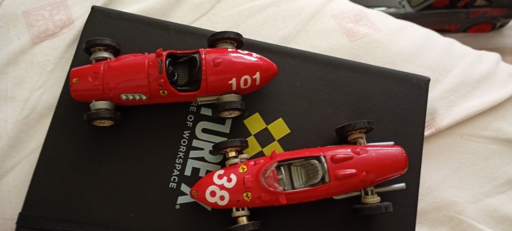 Miniaturas escala várias