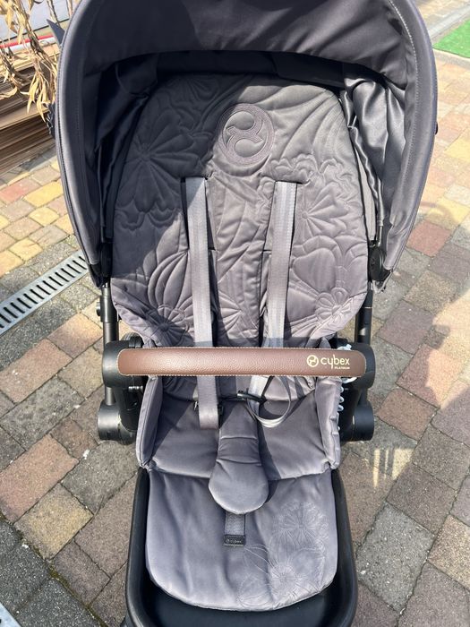 Cybex priam simply flowers